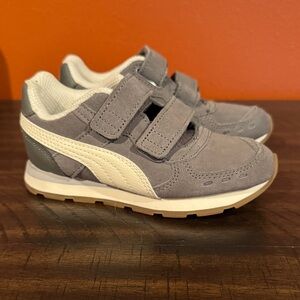 Puma Kids Sneakers - Gray and Cream
